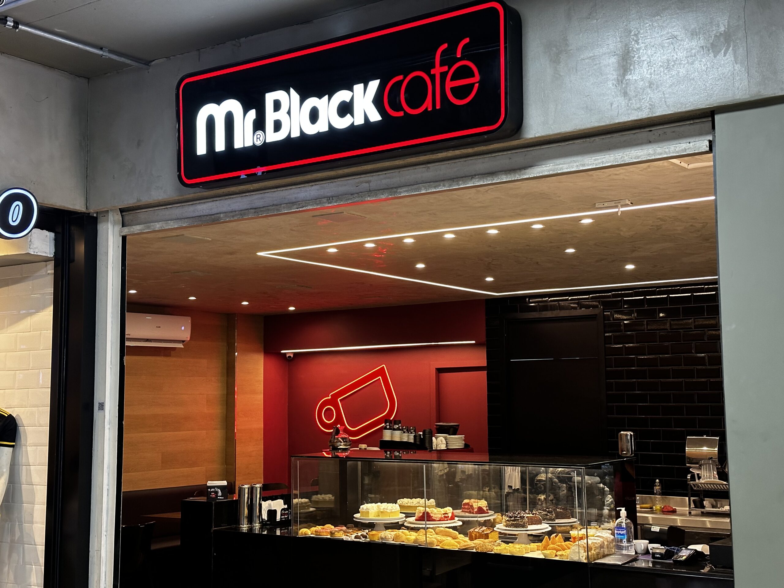 Loja de franquia de cafeteria Mr Black Cafe